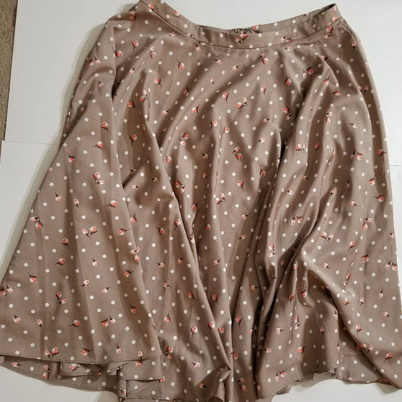 Eva Mendes Dresses & Skirts - Eva Mendes Polka Dot Rose Midi-Skirt Size 8